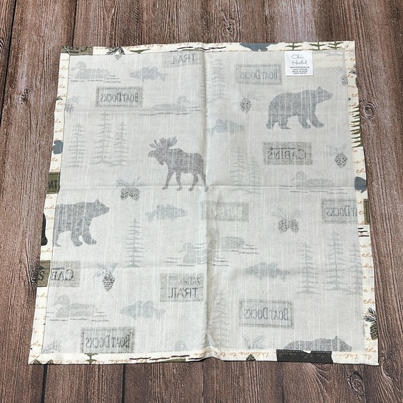 Lot of 8 - Wilderness / Cabin / Lake Themed cotton Napkins - Picture 3 of 6